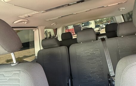 Volkswagen Caravelle T6 рестайлинг, 2020 год, 4 200 000 рублей, 31 фотография
