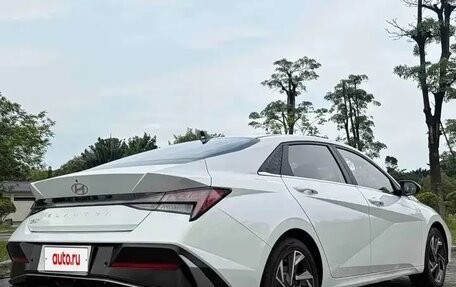 Hyundai Elantra, 2023 год, 1 740 000 рублей, 6 фотография