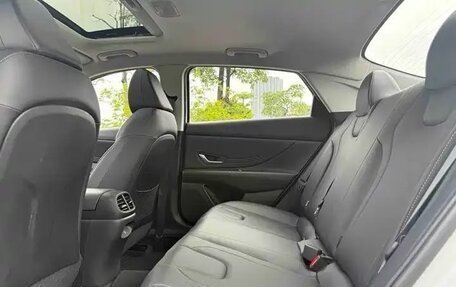 Hyundai Elantra, 2023 год, 1 740 000 рублей, 12 фотография
