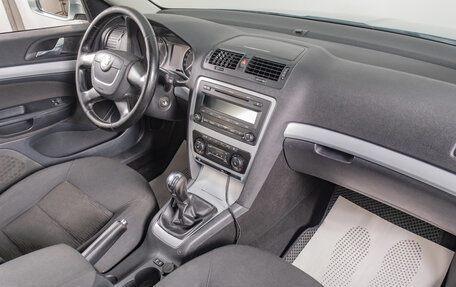 Skoda Octavia, 2010 год, 750 000 рублей, 9 фотография