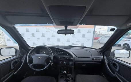 Chevrolet Niva I рестайлинг, 2010 год, 534 900 рублей, 14 фотография