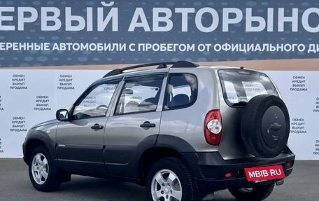 Chevrolet Niva I рестайлинг, 2010 год, 534 900 рублей, 7 фотография