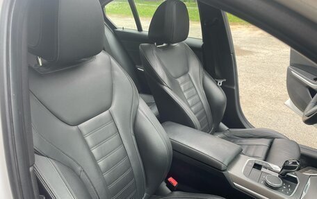 BMW 3 серия, 2018 год, 2 999 999 рублей, 12 фотография