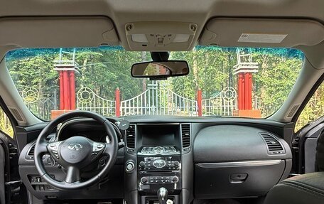 Infiniti FX II, 2011 год, 2 200 000 рублей, 17 фотография