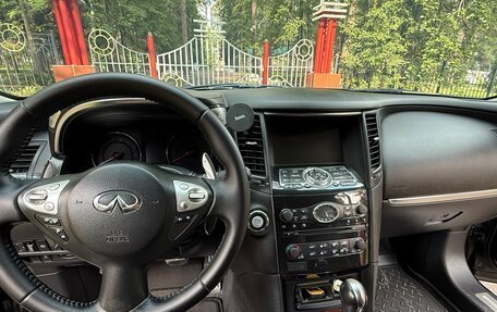 Infiniti FX II, 2011 год, 2 200 000 рублей, 14 фотография