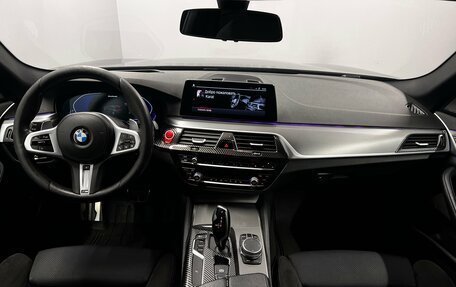 BMW 5 серия, 2019 год, 2 597 000 рублей, 8 фотография