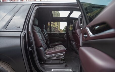 Cadillac Escalade V, 2021 год, 10 500 000 рублей, 18 фотография