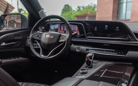 Cadillac Escalade V, 2021 год, 10 500 000 рублей, 26 фотография