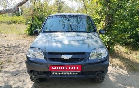 Chevrolet Niva I рестайлинг, 2011 год, 500 000 рублей, 2 фотография