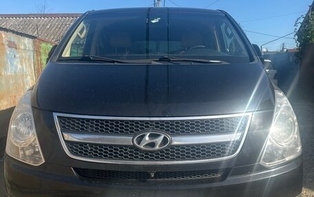 Hyundai Grand Starex Grand Starex I рестайлинг 2, 2010 год, 1 500 000 рублей, 1 фотография