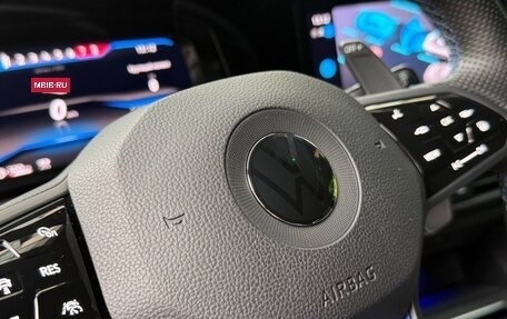 Volkswagen Golf R, 2022 год, 5 900 000 рублей, 20 фотография