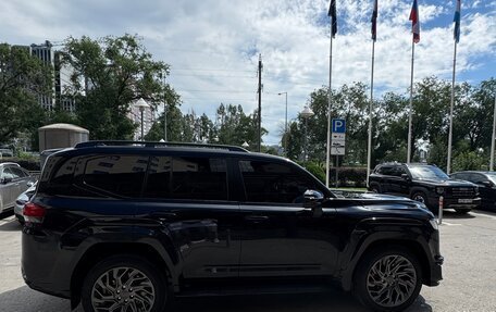 Toyota Land Cruiser, 2022 год, 12 000 000 рублей, 4 фотография