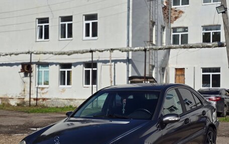 Mercedes-Benz C-Класс, 2003 год, 500 000 рублей, 2 фотография