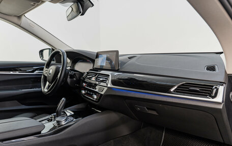BMW 6 серия, 2020 год, 4 299 000 рублей, 11 фотография