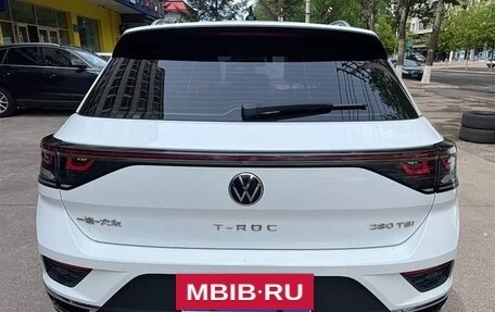 Volkswagen T-Roc I, 2023 год, 1 485 111 рублей, 4 фотография