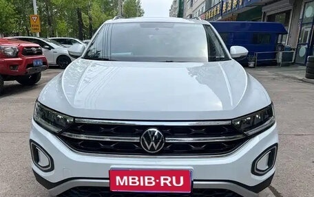 Volkswagen T-Roc I, 2023 год, 1 485 111 рублей, 1 фотография