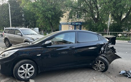 Hyundai Solaris II рестайлинг, 2013 год, 250 000 рублей, 1 фотография