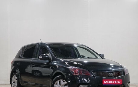 KIA cee'd I рестайлинг, 2010 год, 729 000 рублей, 1 фотография