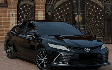 Toyota Camry, 2019 год, 2 480 000 рублей, 1 фотография