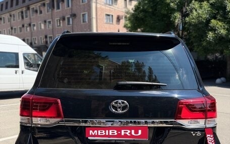 Toyota Land Cruiser 200, 2017 год, 10 700 000 рублей, 9 фотография