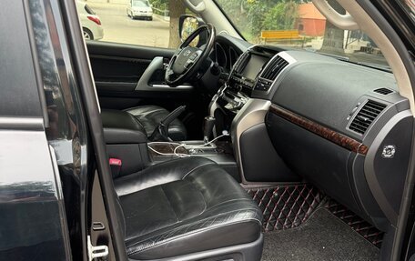 Toyota Land Cruiser 200, 2013 год, 3 590 000 рублей, 12 фотография