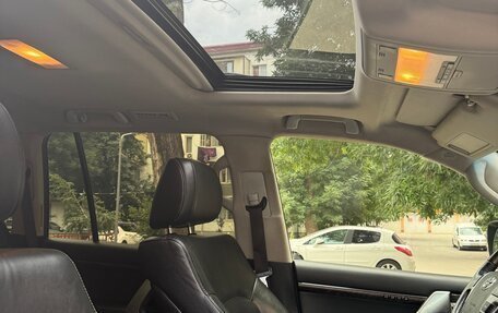 Toyota Land Cruiser 200, 2013 год, 3 590 000 рублей, 13 фотография