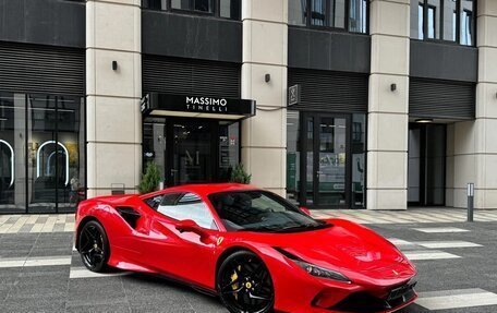 Ferrari F8, 2023 год, 23 000 000 рублей, 7 фотография