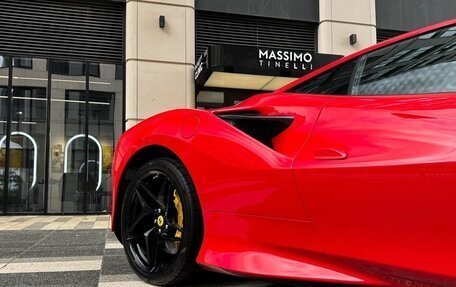 Ferrari F8, 2023 год, 23 000 000 рублей, 9 фотография