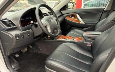 Toyota Camry, 2010 год, 1 220 000 рублей, 12 фотография