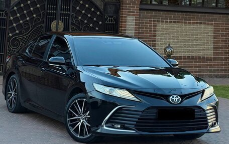 Toyota Camry, 2019 год, 2 480 000 рублей, 4 фотография