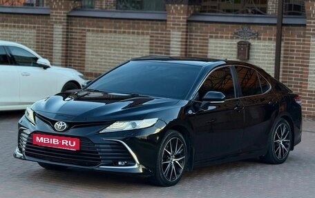 Toyota Camry, 2019 год, 2 480 000 рублей, 2 фотография