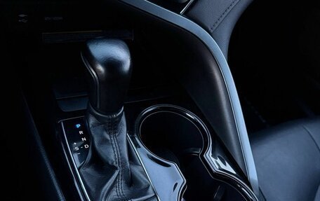 Toyota Camry, 2019 год, 2 480 000 рублей, 13 фотография