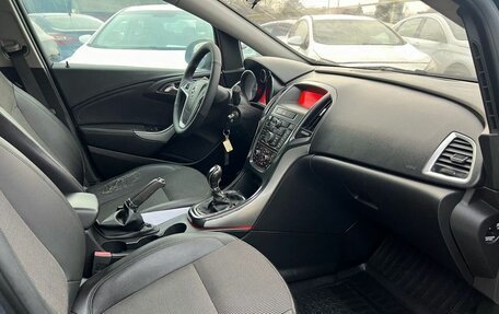 Opel Astra J, 2012 год, 685 000 рублей, 14 фотография