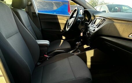 Hyundai Solaris II рестайлинг, 2017 год, 845 000 рублей, 8 фотография