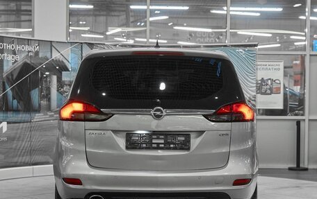 Opel Zafira C рестайлинг, 2012 год, 949 000 рублей, 5 фотография
