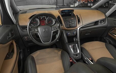 Opel Zafira C рестайлинг, 2012 год, 949 000 рублей, 8 фотография