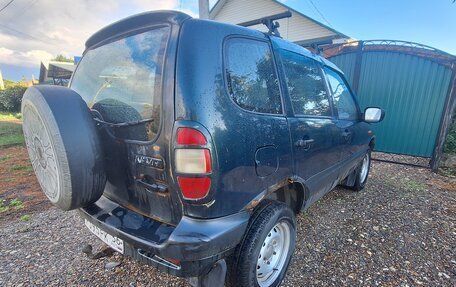 Chevrolet Niva I рестайлинг, 2004 год, 230 000 рублей, 4 фотография