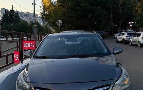 Hyundai Solaris II рестайлинг, 2015 год, 750 000 рублей, 2 фотография