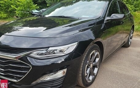 Chevrolet Malibu IX, 2022 год, 1 670 000 рублей, 2 фотография