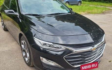 Chevrolet Malibu IX, 2022 год, 1 670 000 рублей, 4 фотография
