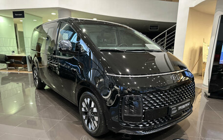 Hyundai Staria, 2023 год, 6 302 000 рублей, 3 фотография
