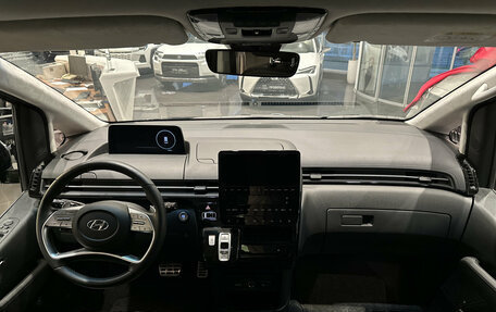 Hyundai Staria, 2023 год, 6 302 000 рублей, 17 фотография
