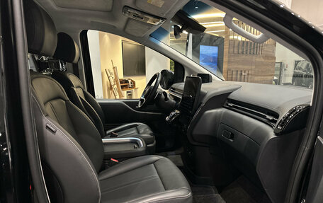 Hyundai Staria, 2023 год, 6 302 000 рублей, 13 фотография
