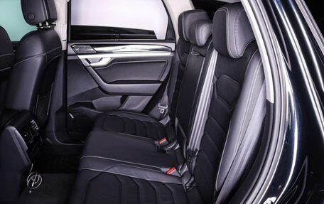 Volkswagen Touareg III, 2022 год, 6 499 000 рублей, 10 фотография