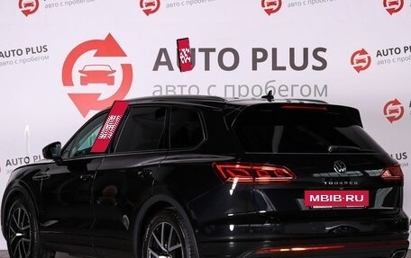 Volkswagen Touareg III, 2022 год, 6 499 000 рублей, 3 фотография