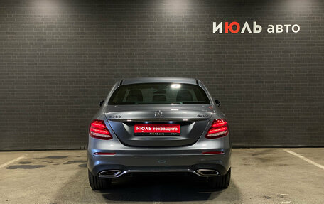 Mercedes-Benz E-Класс, 2019 год, 2 750 000 рублей, 6 фотография