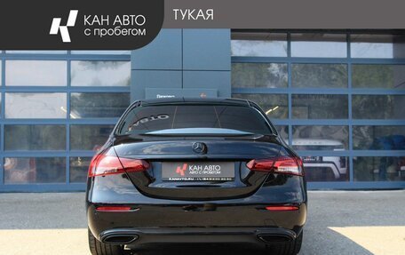 Mercedes-Benz E-Класс, 2021 год, 2 870 000 рублей, 4 фотография