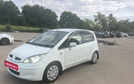 Mitsubishi Colt VI рестайлинг, 2002 год, 260 000 рублей, 2 фотография