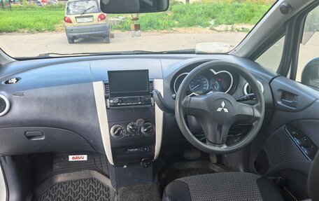Mitsubishi Colt VI рестайлинг, 2002 год, 260 000 рублей, 23 фотография
