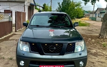 Nissan Pathfinder, 2007 год, 900 000 рублей, 2 фотография